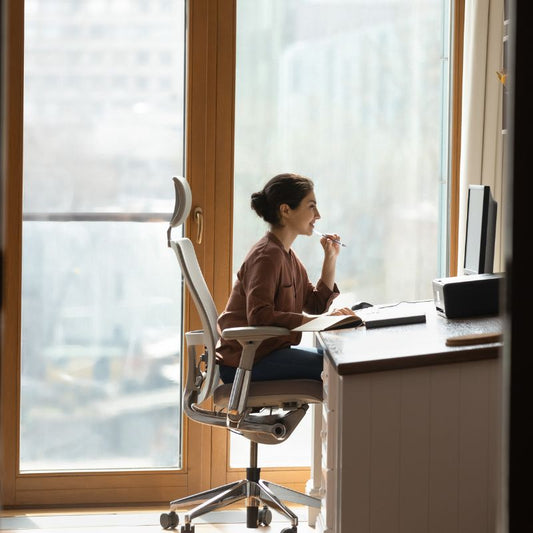 Top 5 Benefits of Using an Ergonomic Cushion at Your Desk